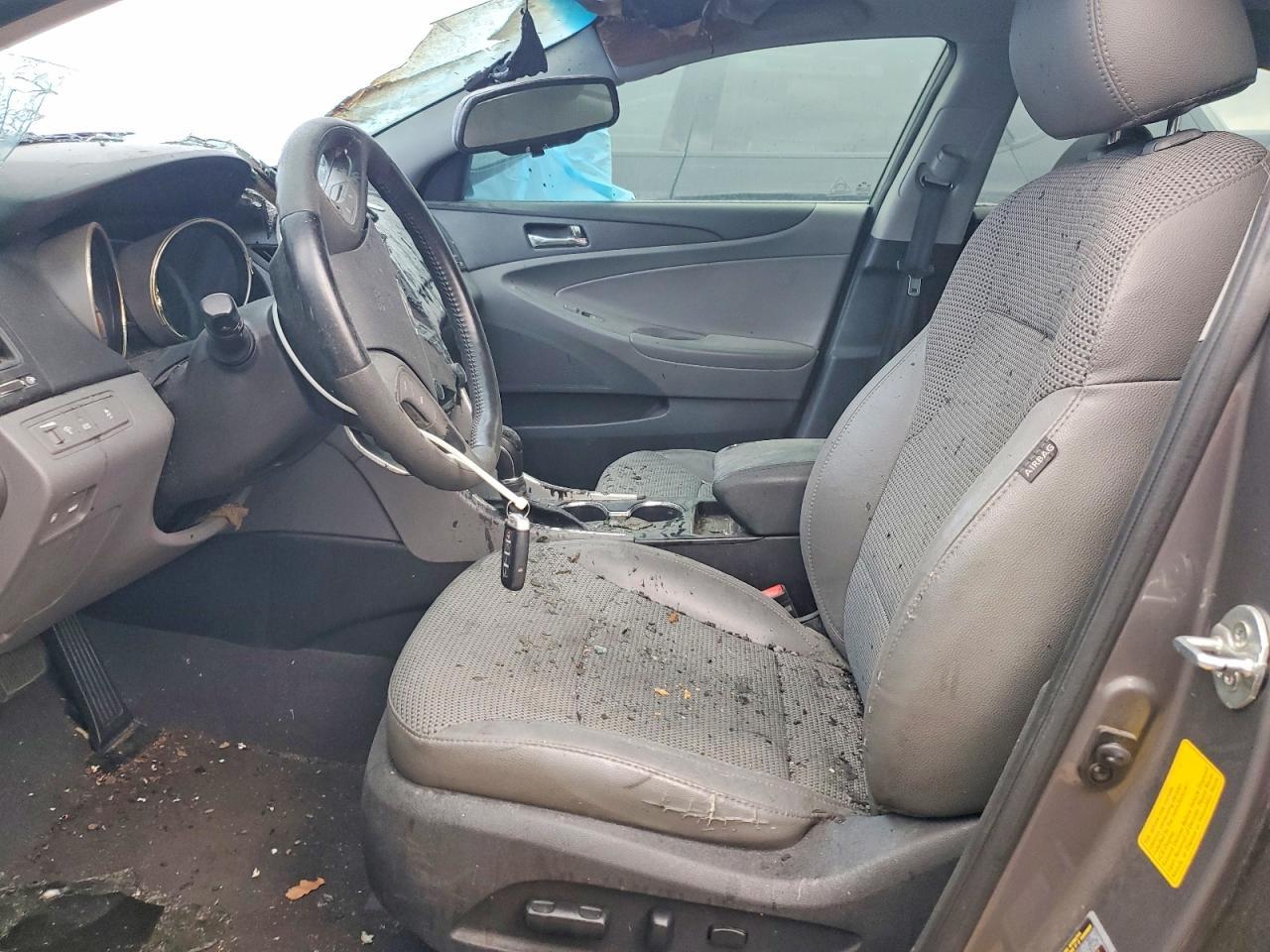 2012 HYUNDAI SONATA