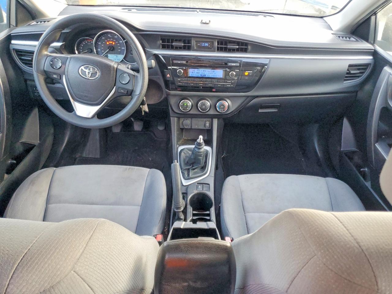 2015 TOYOTA COROLLA