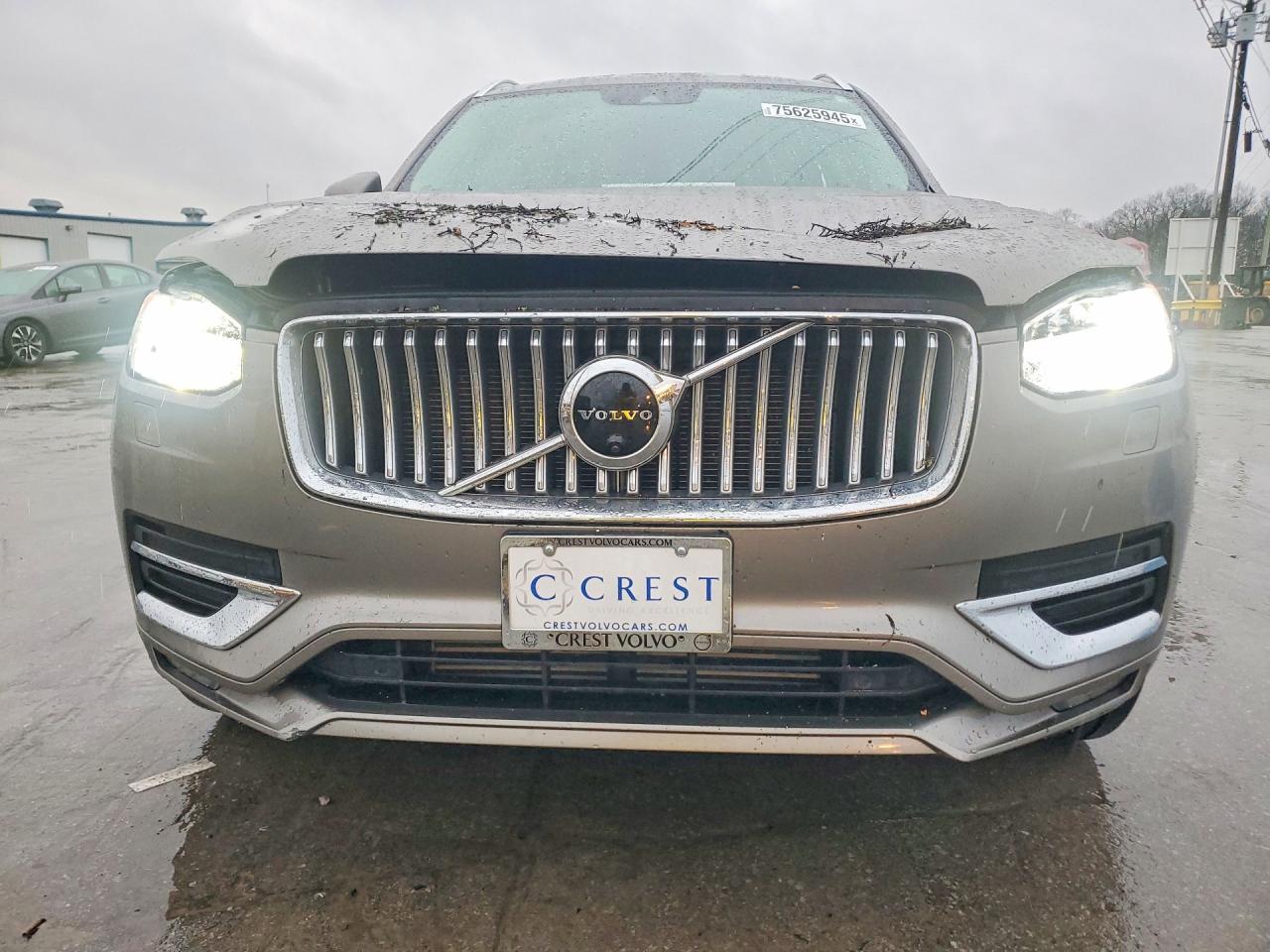 2021 VOLVO XC90