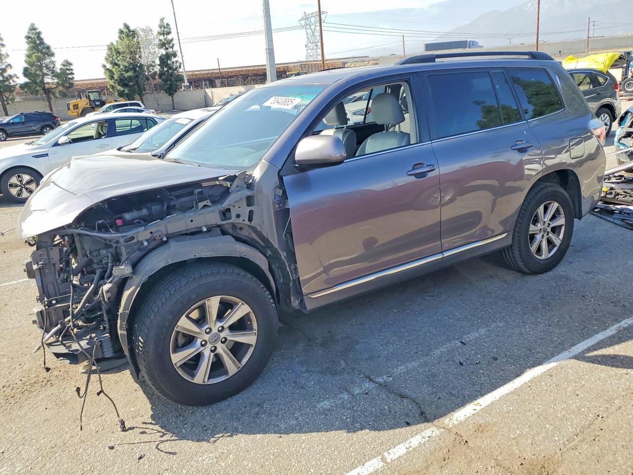 2012 TOYOTA Highlander Hybrid
