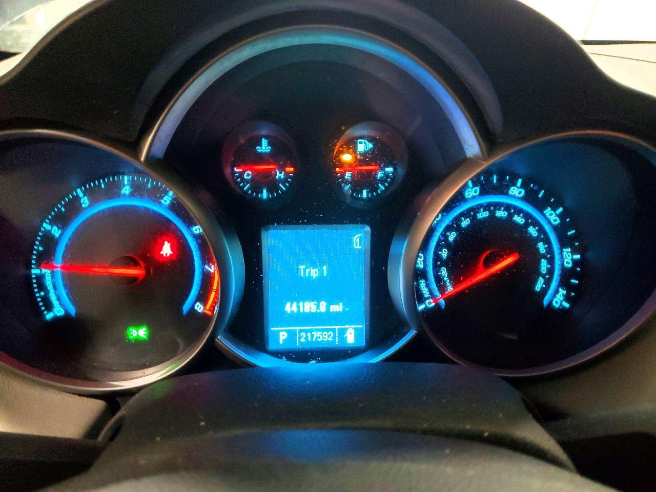 2011 CHEVROLET CRUZE