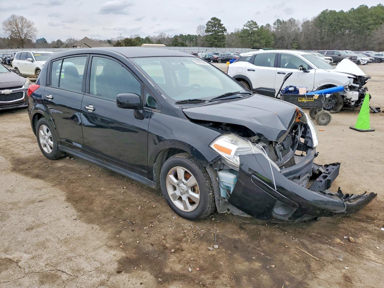 2012 NISSAN VERSA