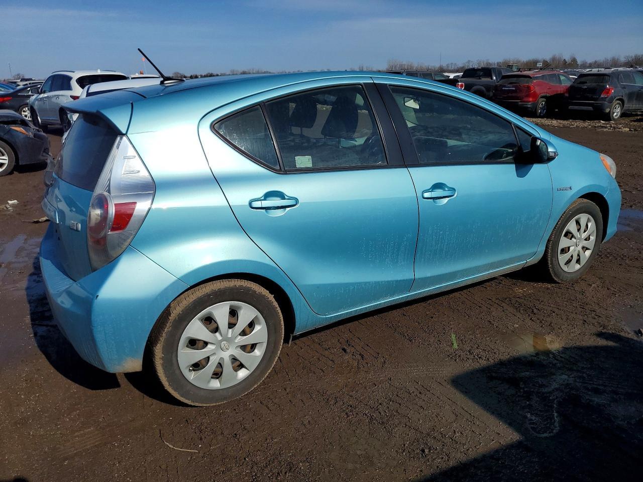 2012 TOYOTA Prius c