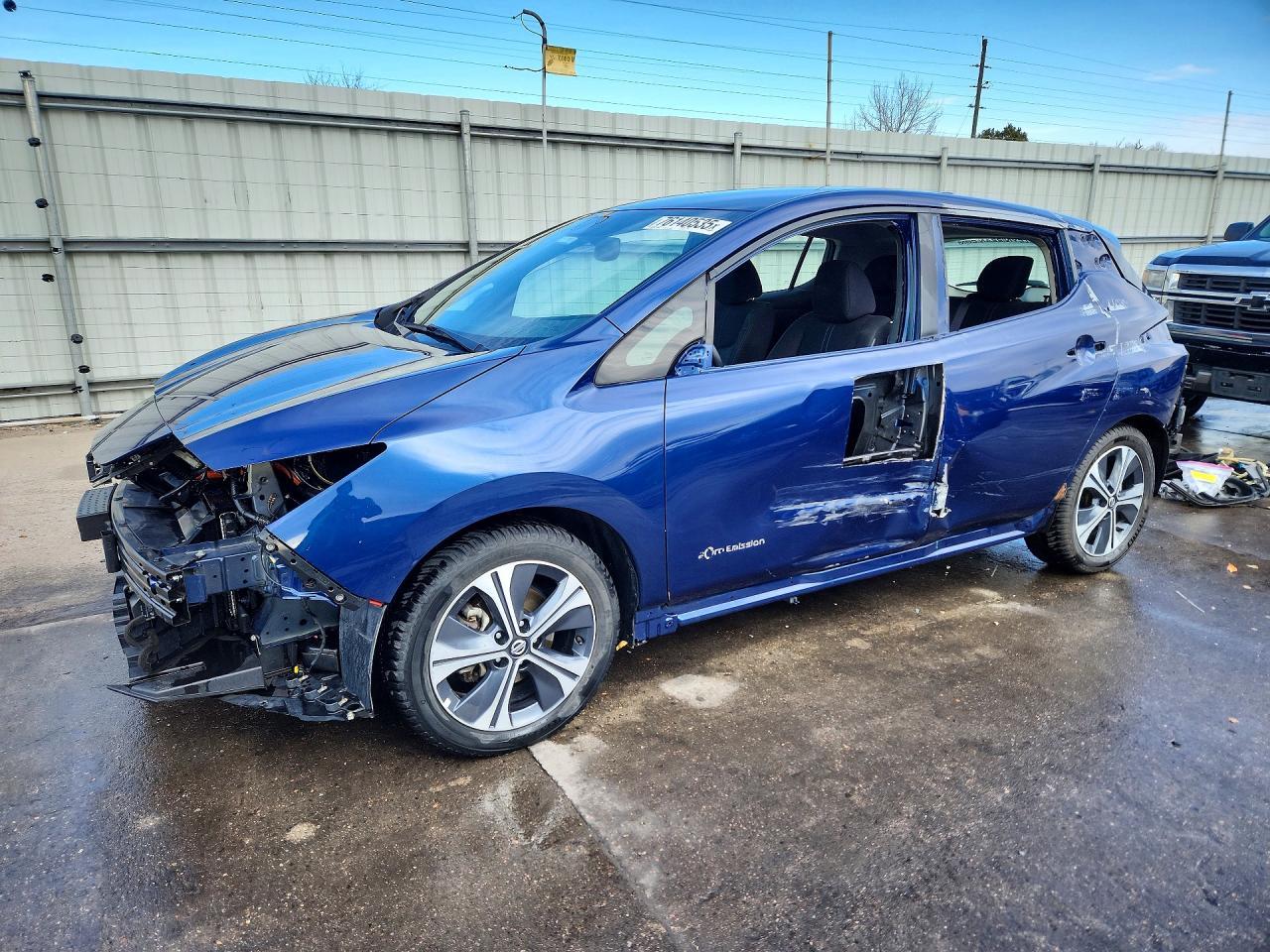 2019 NISSAN LEAF