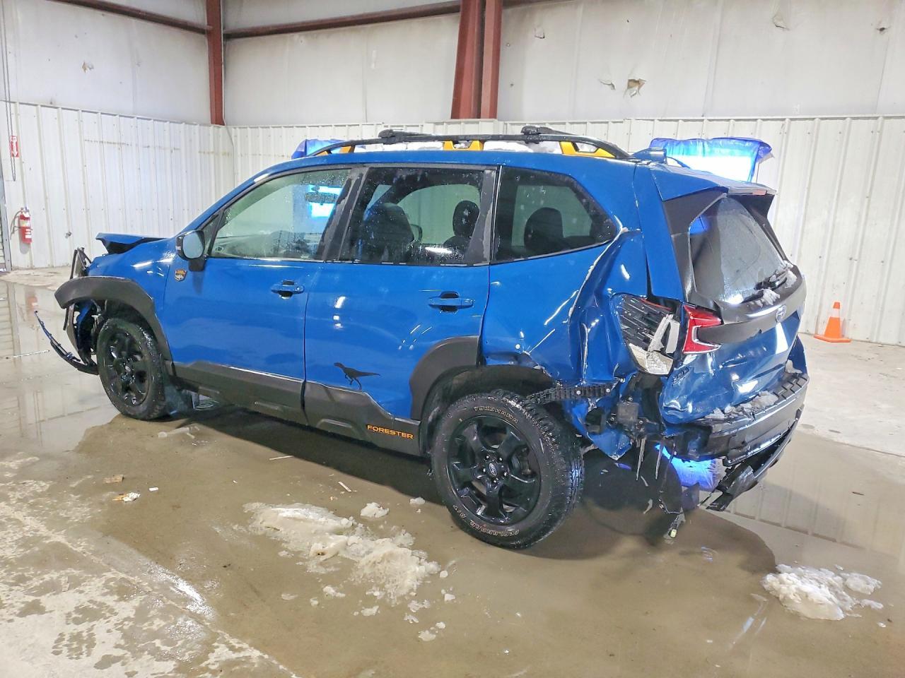 2022 SUBARU FORESTER