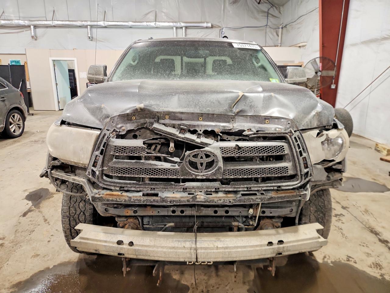2012 TOYOTA TUNDRA