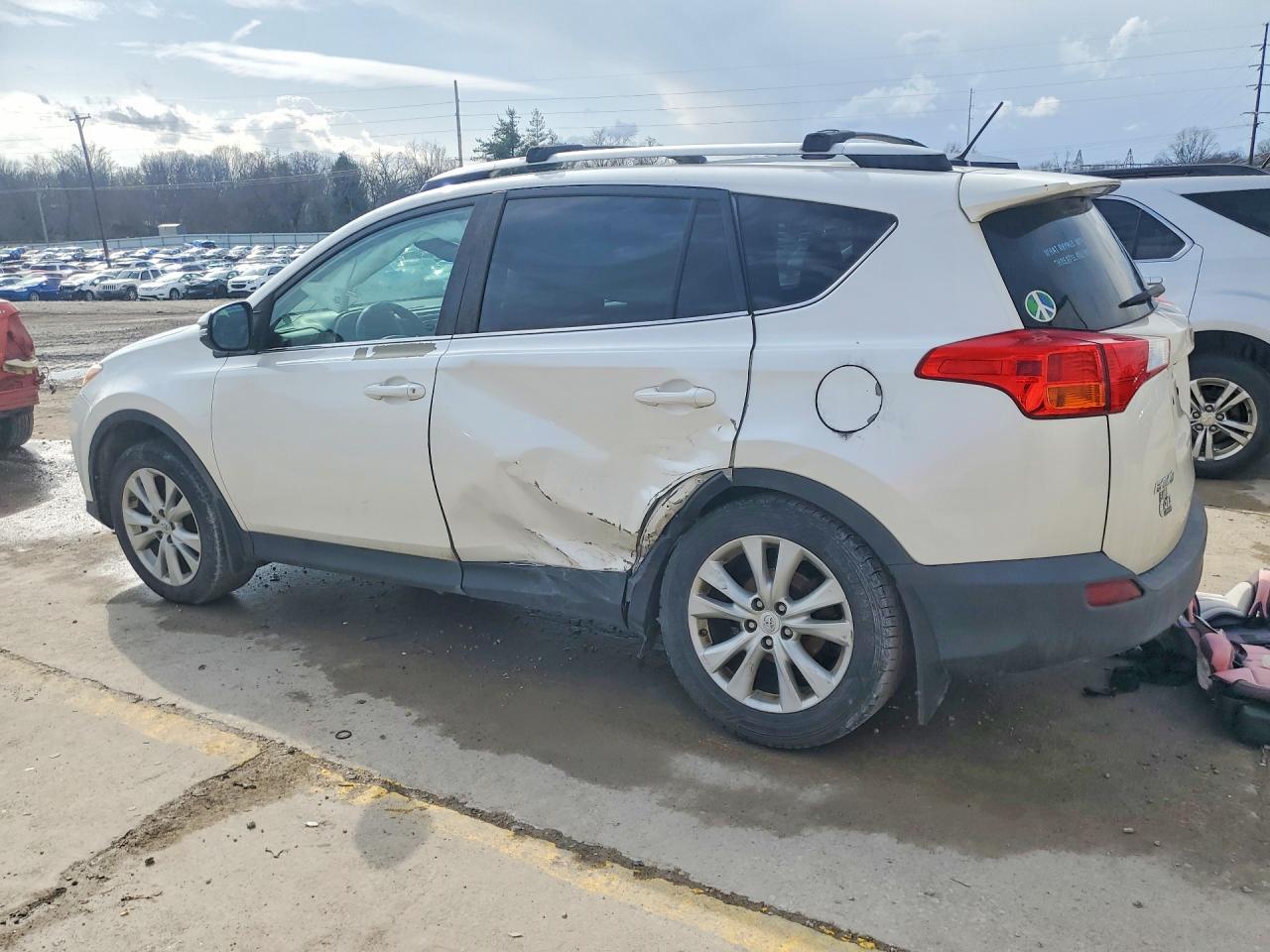 2014 TOYOTA RAV4