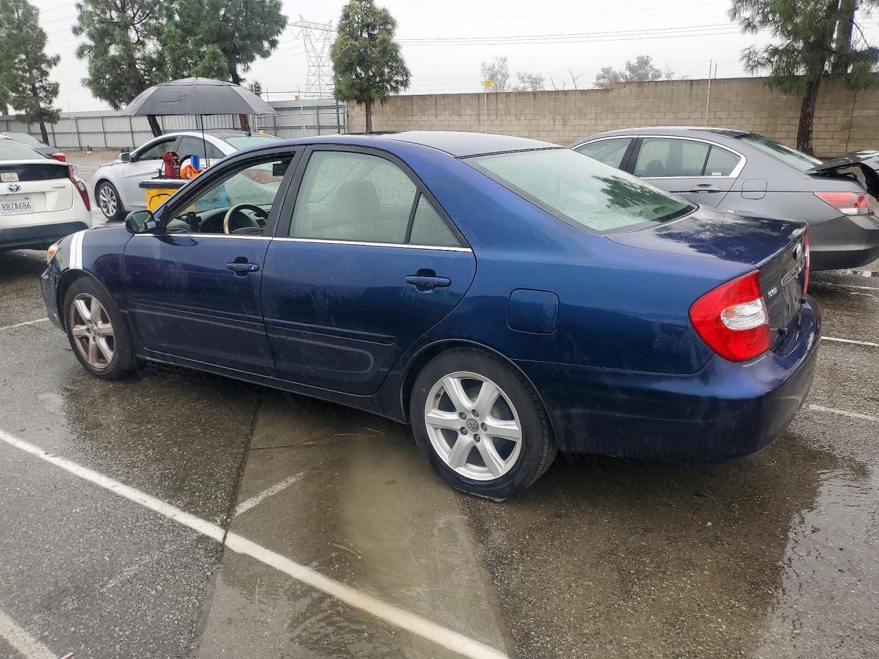 2002 TOYOTA CAMRY