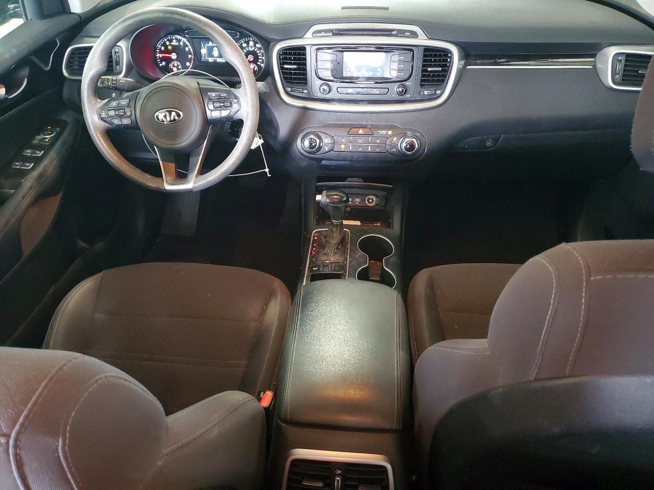 2017 KIA SORENTO