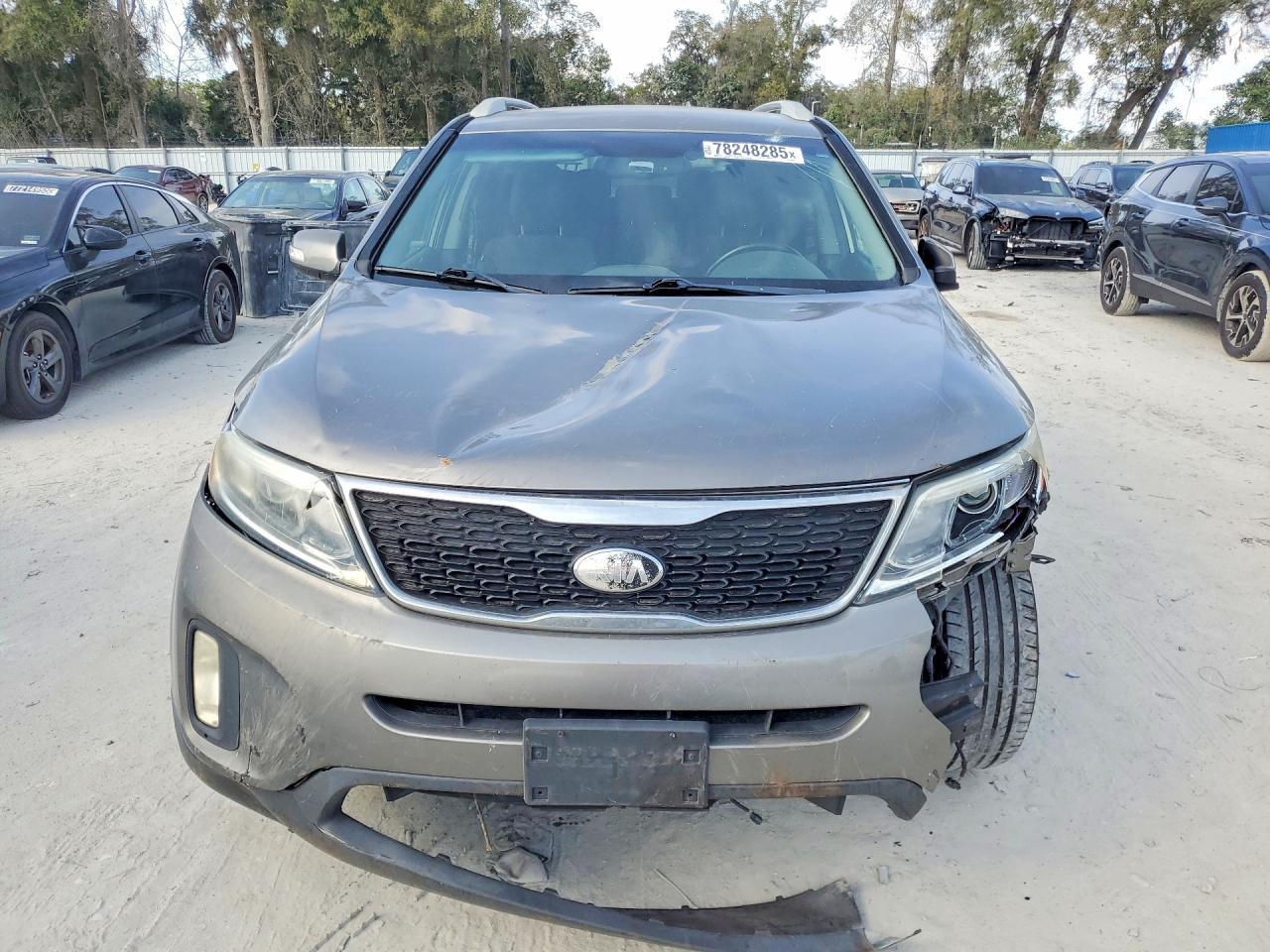 2015 KIA SORENTO