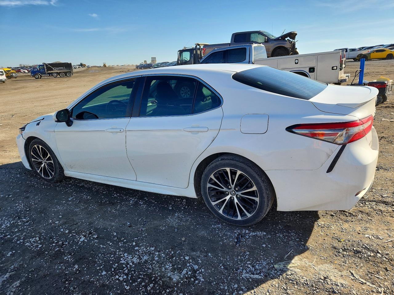 2018 TOYOTA CAMRY