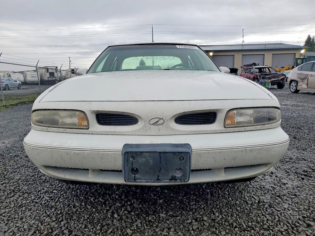 1998 OLDSMOBILE 88