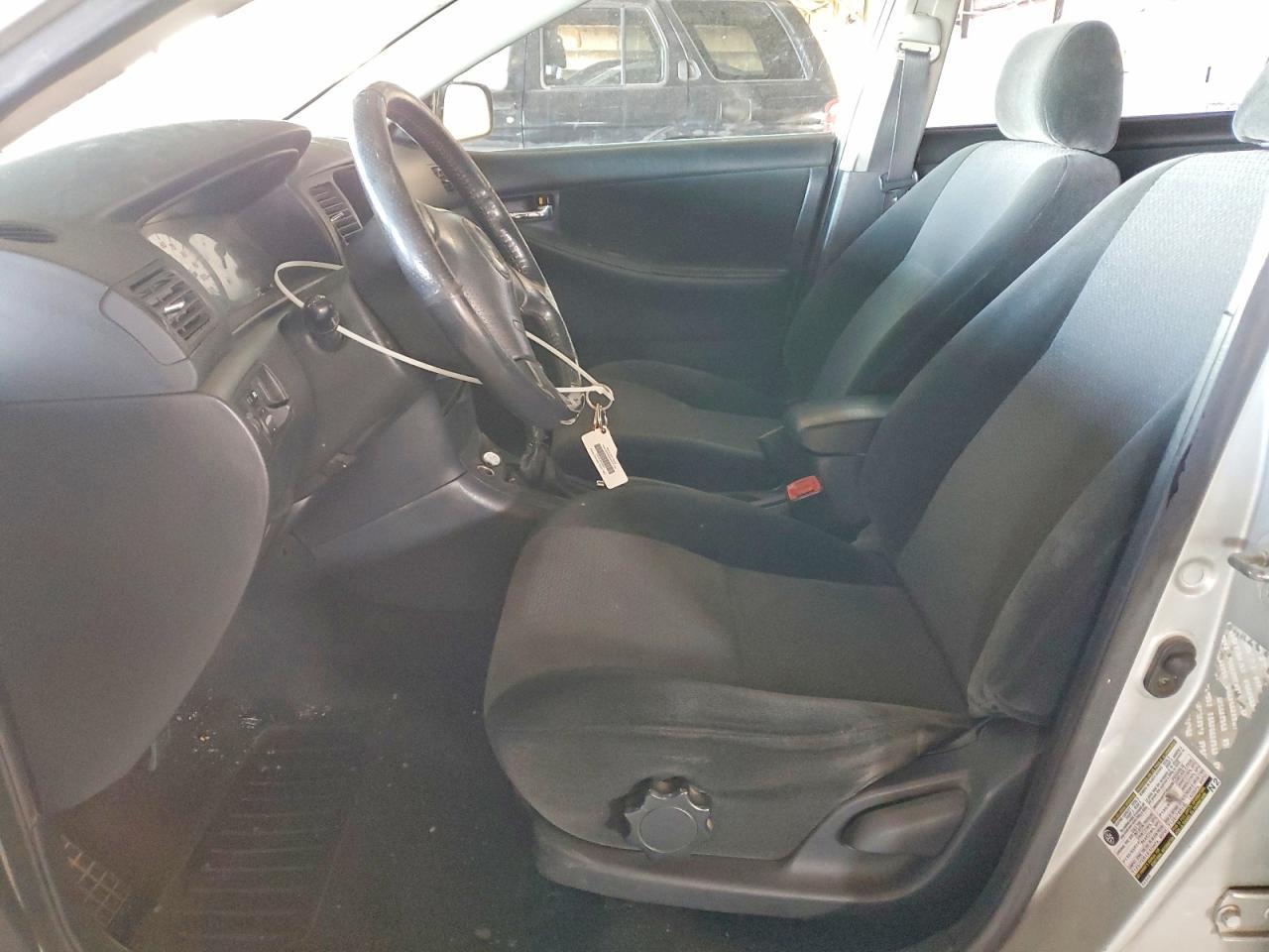 2004 TOYOTA COROLLA