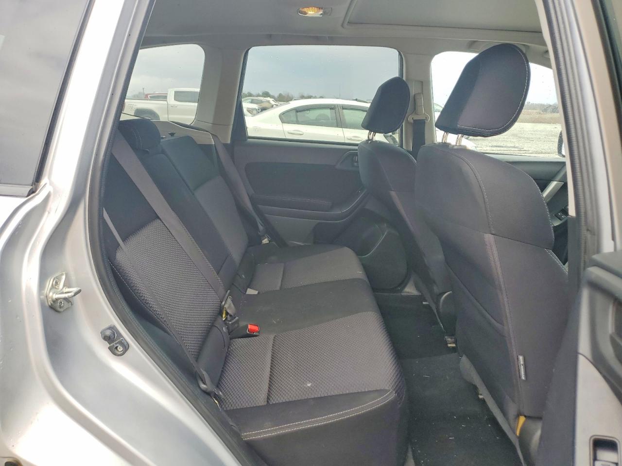 2015 SUBARU FORESTER