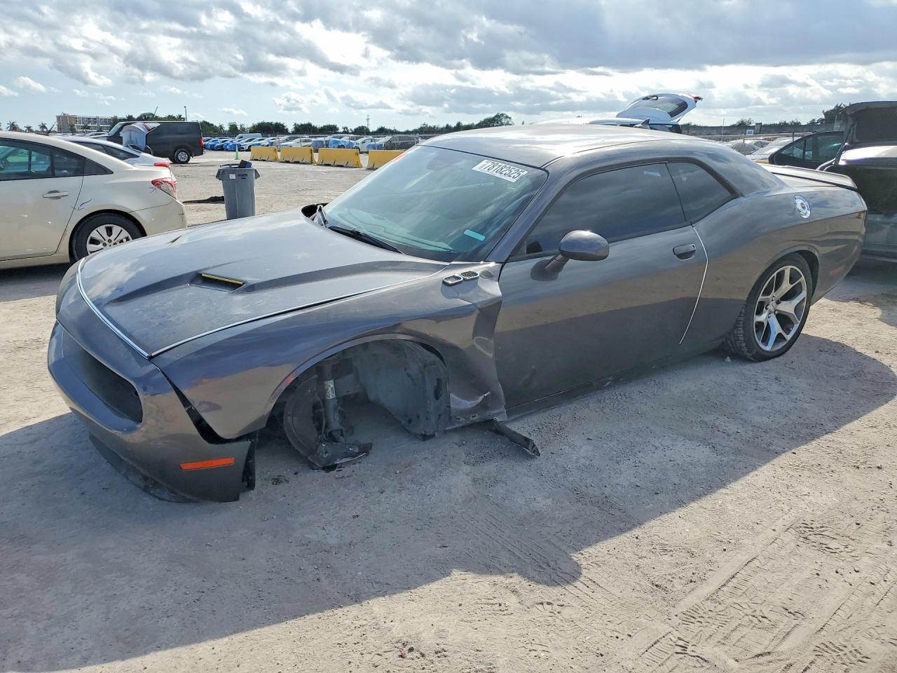 2015 DODGE Challenger