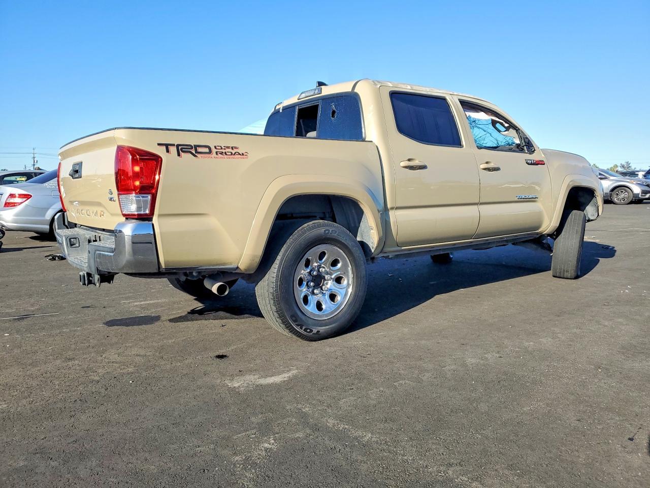 2017 TOYOTA TACOMA