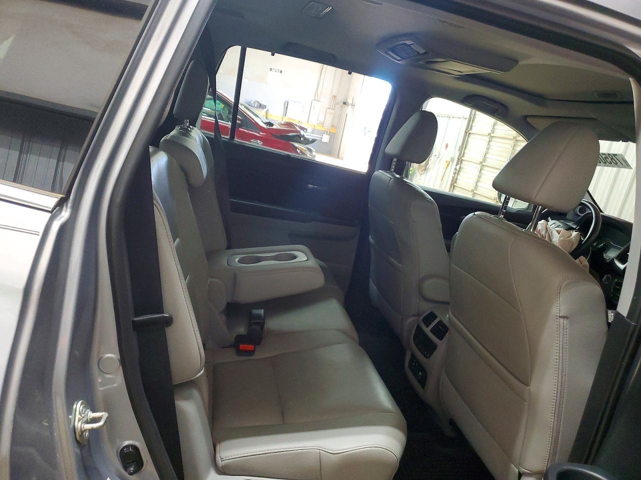 2016 HONDA PILOT
