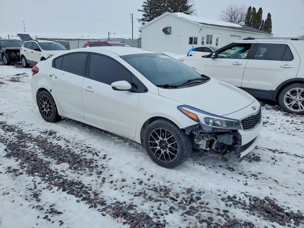 2017 KIA FORTE