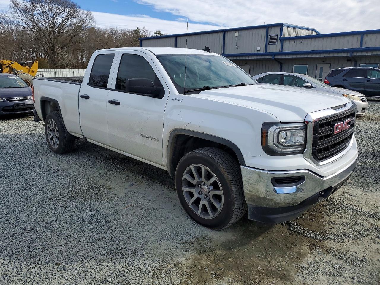 2017 GMC Sierra