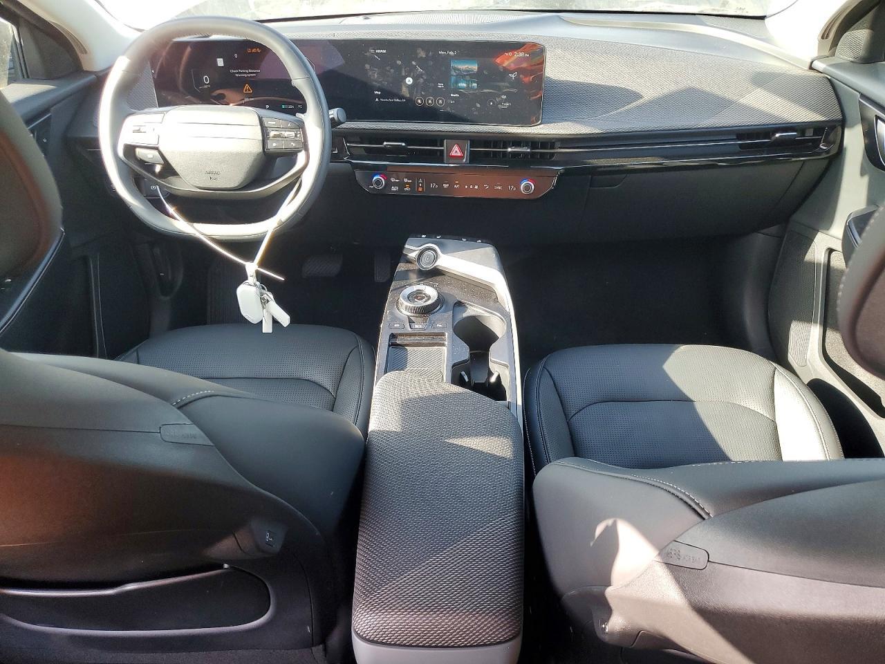 2025 KIA EV6