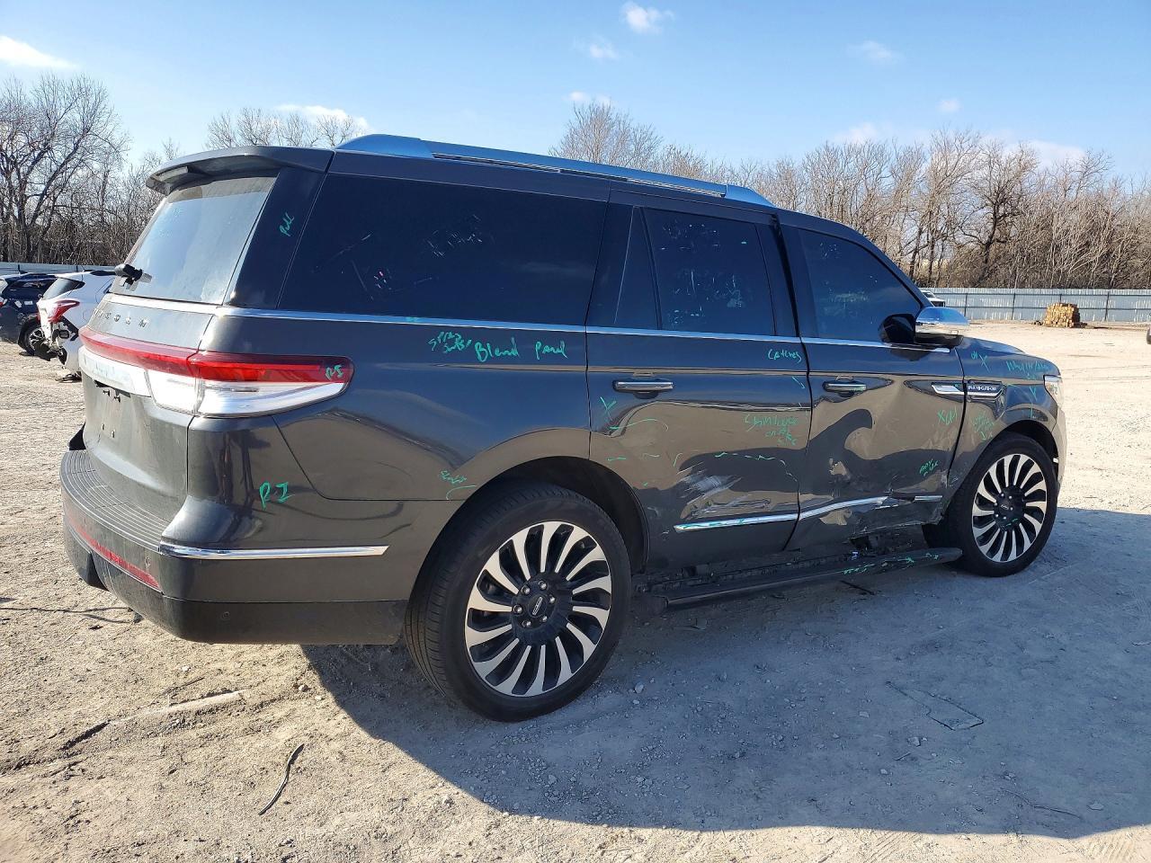 2023 LINCOLN Navigator