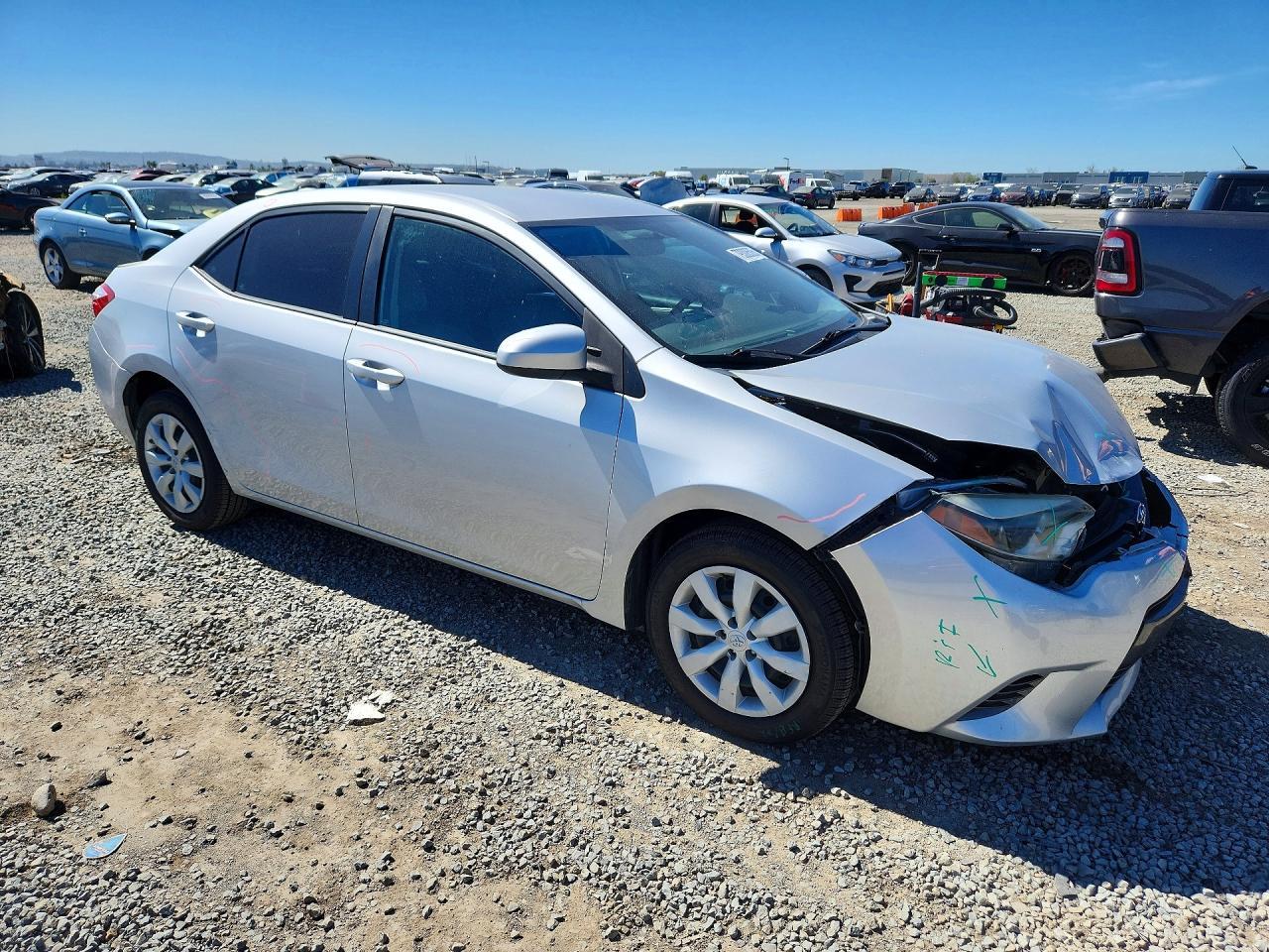 2016 TOYOTA COROLLA