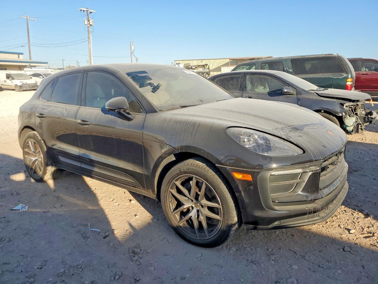 2024 PORSCHE Macan