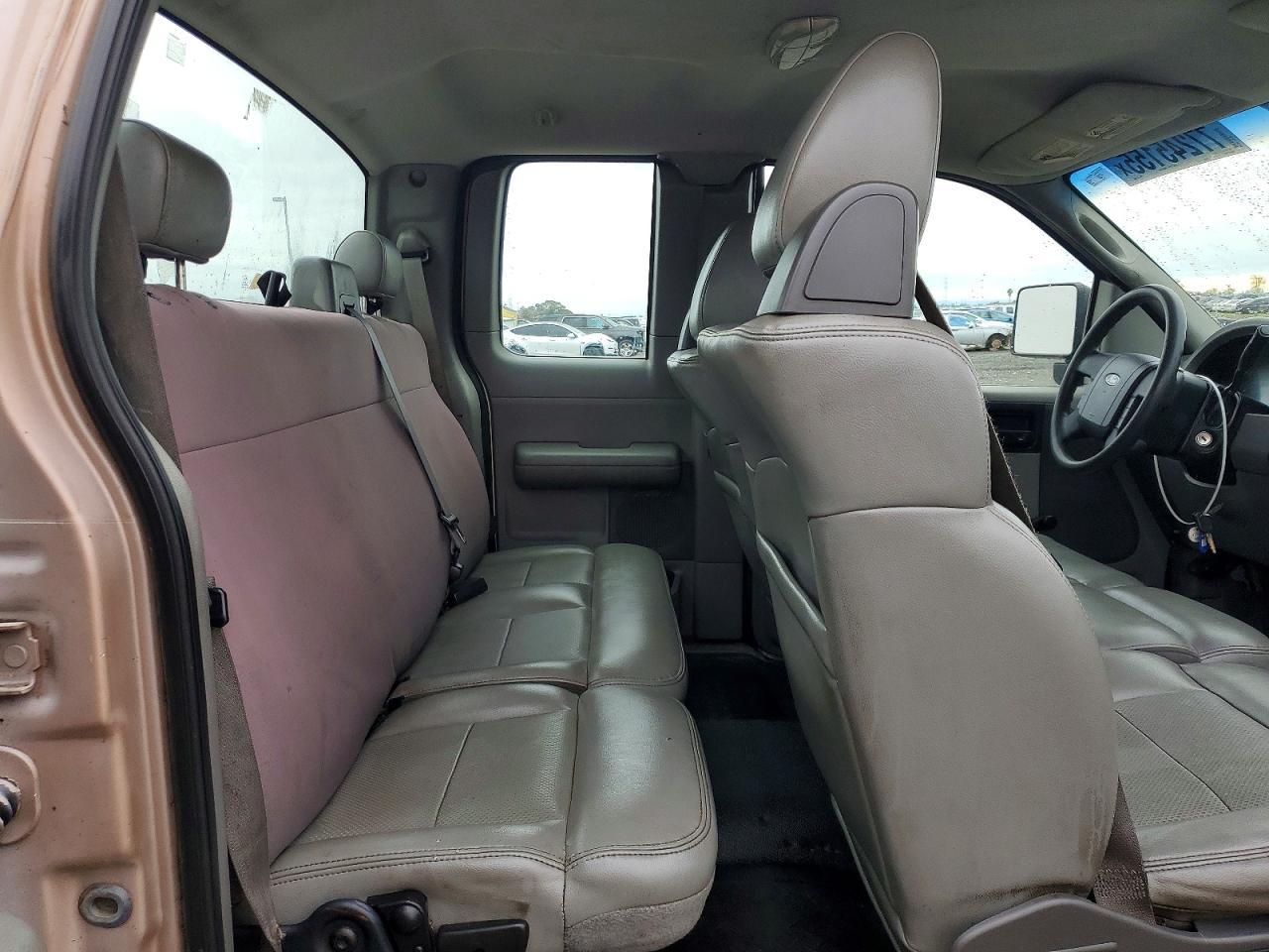 2004 FORD F-150 Lightning