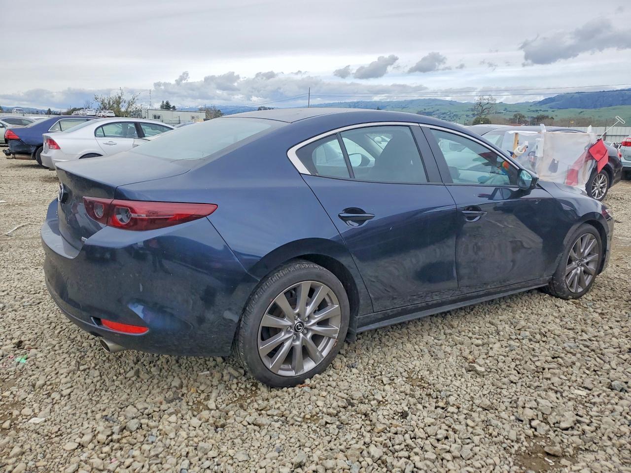 2021 MAZDA 3