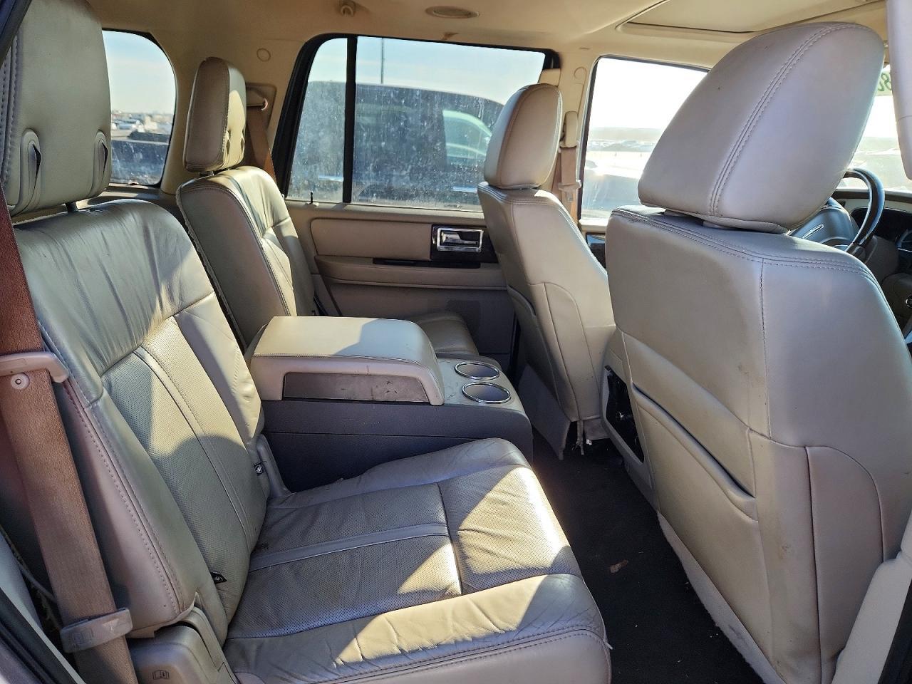2015 LINCOLN Navigator