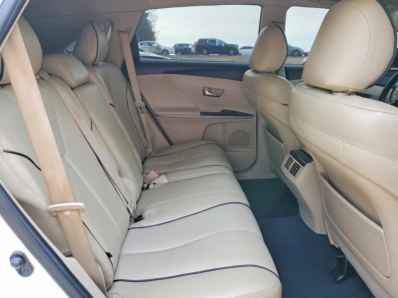 2010 TOYOTA VENZA
