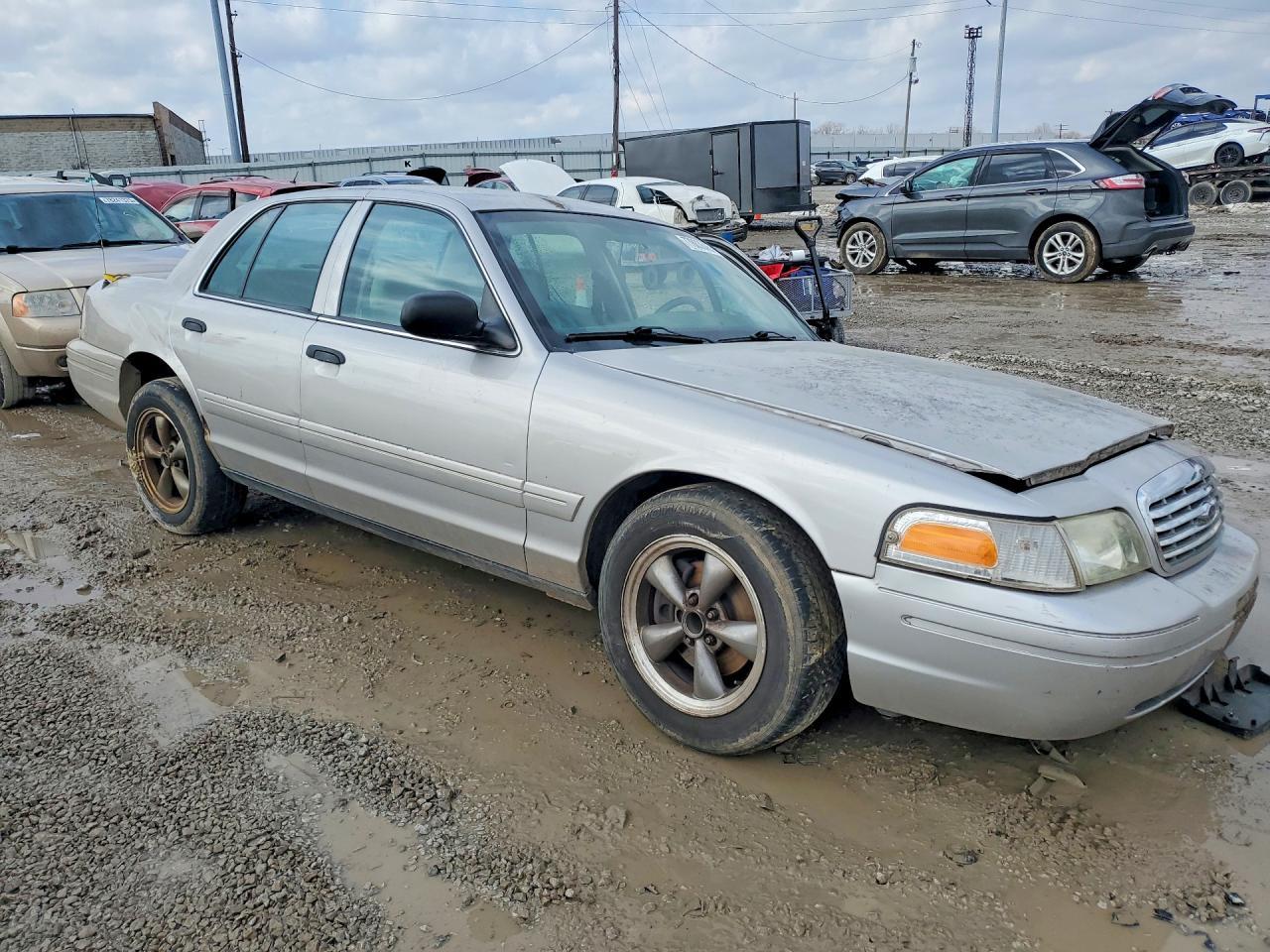 2005 FORD Crown Victoria