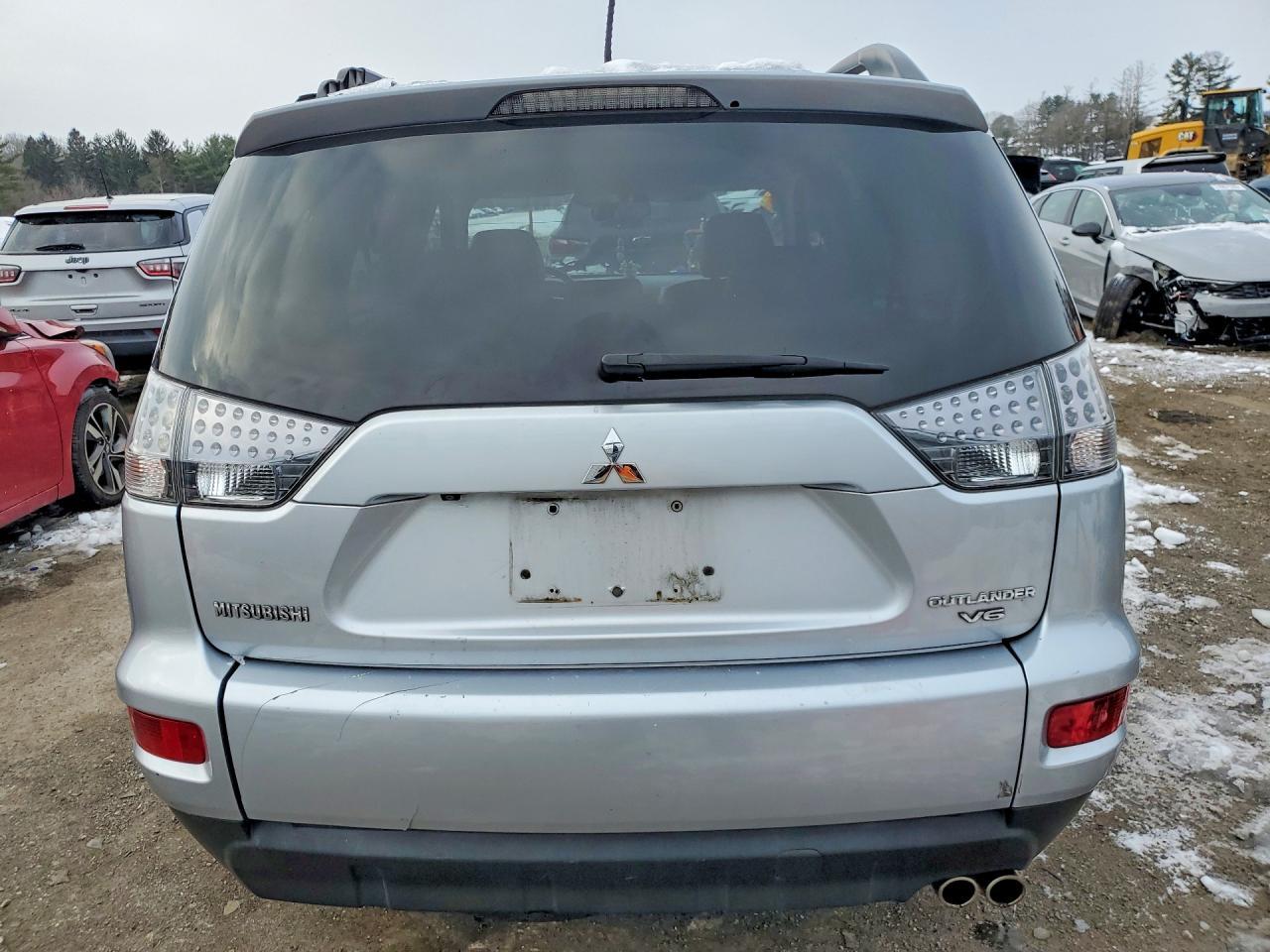 2010 MITSUBISHI outlander
