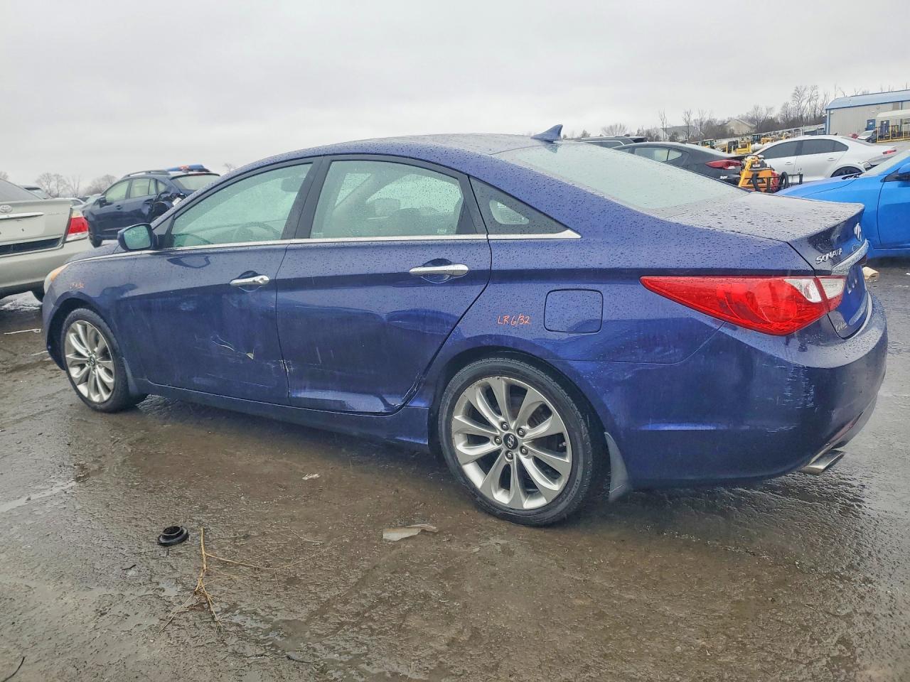 2011 HYUNDAI SONATA
