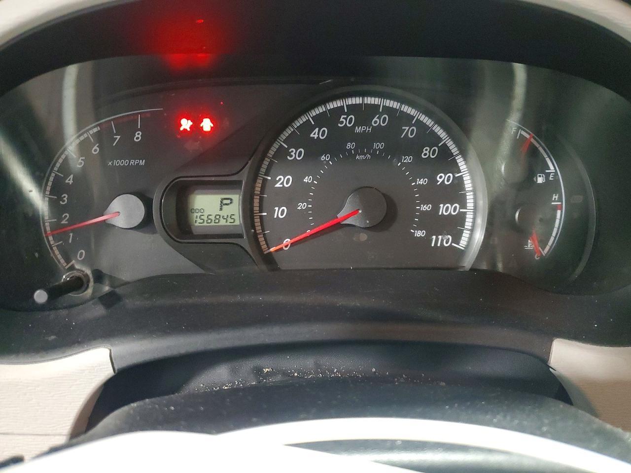 2011 TOYOTA SIENNA