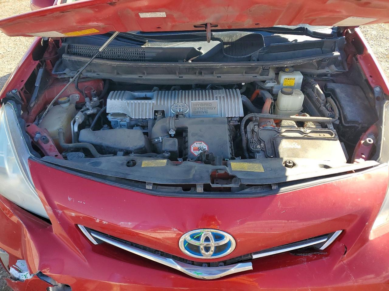 2013 TOYOTA PRIUS V