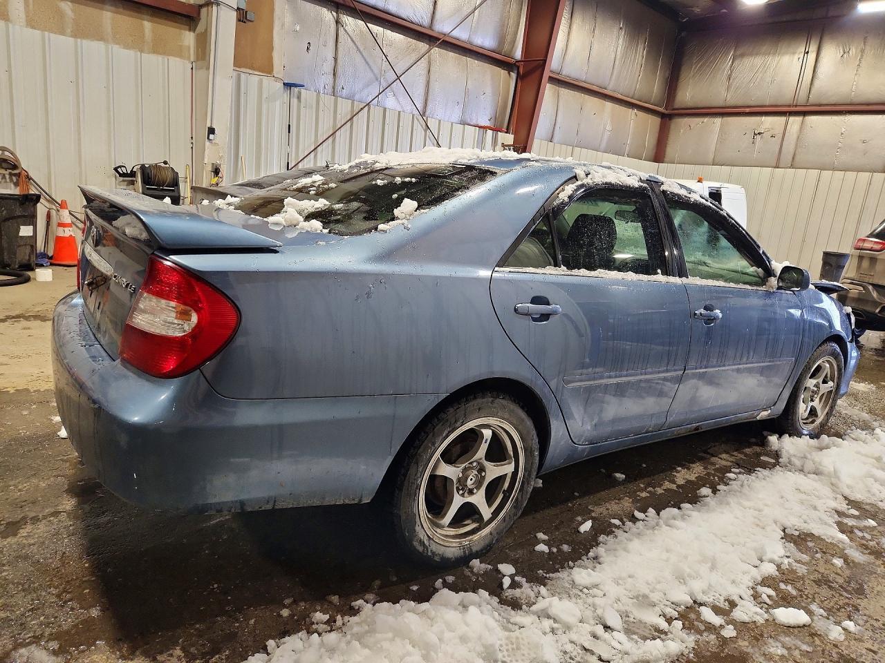 2002 TOYOTA CAMRY