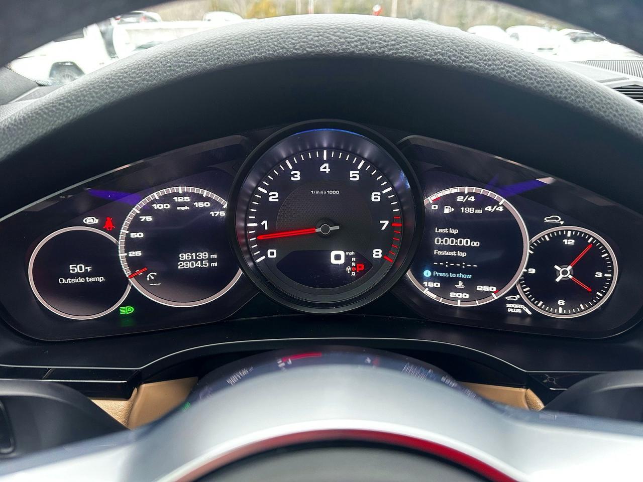 2020 PORSCHE CAYENNE