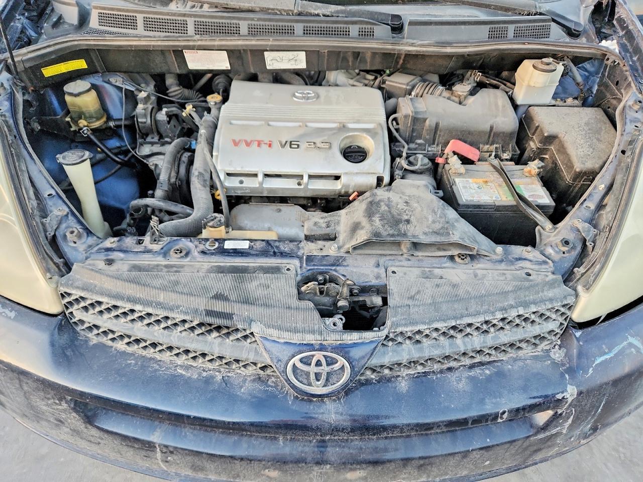 2005 TOYOTA SIENNA