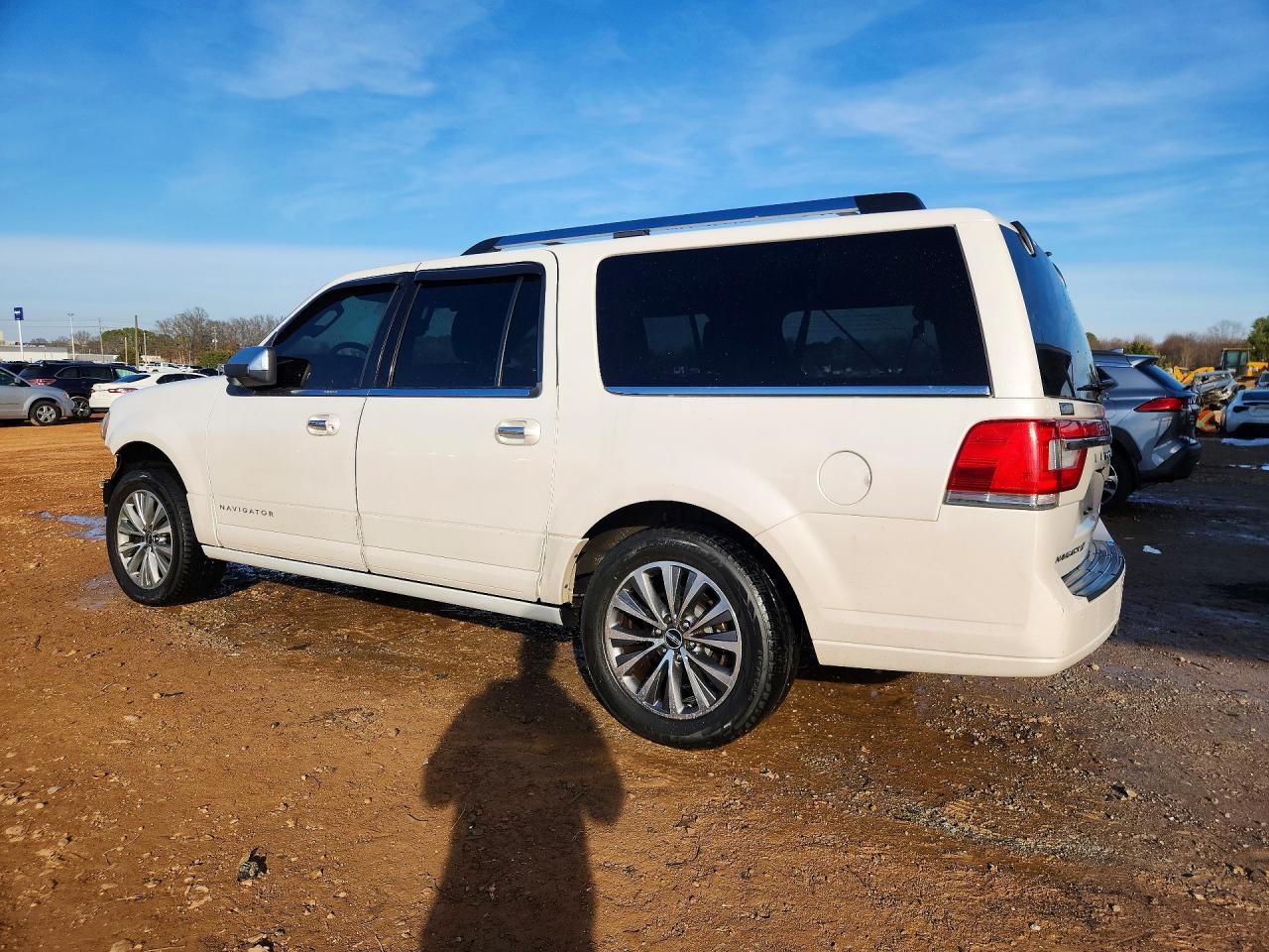 2015 LINCOLN Navigator