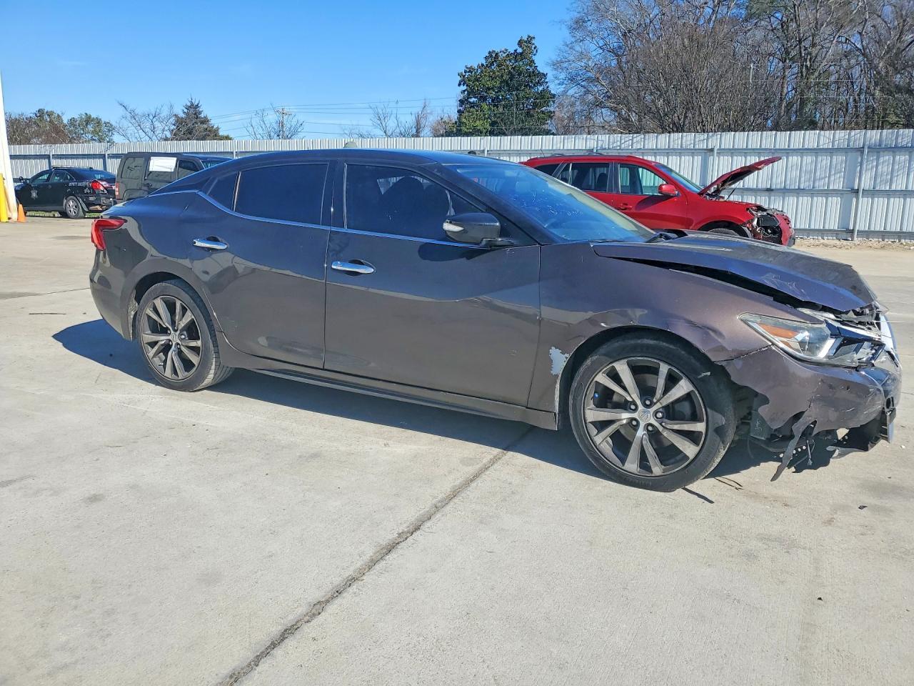 2017 NISSAN Maxima