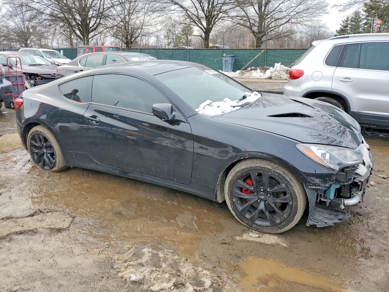 2014 HYUNDAI GENESIS