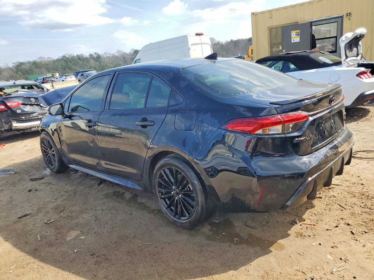 2024 TOYOTA COROLLA