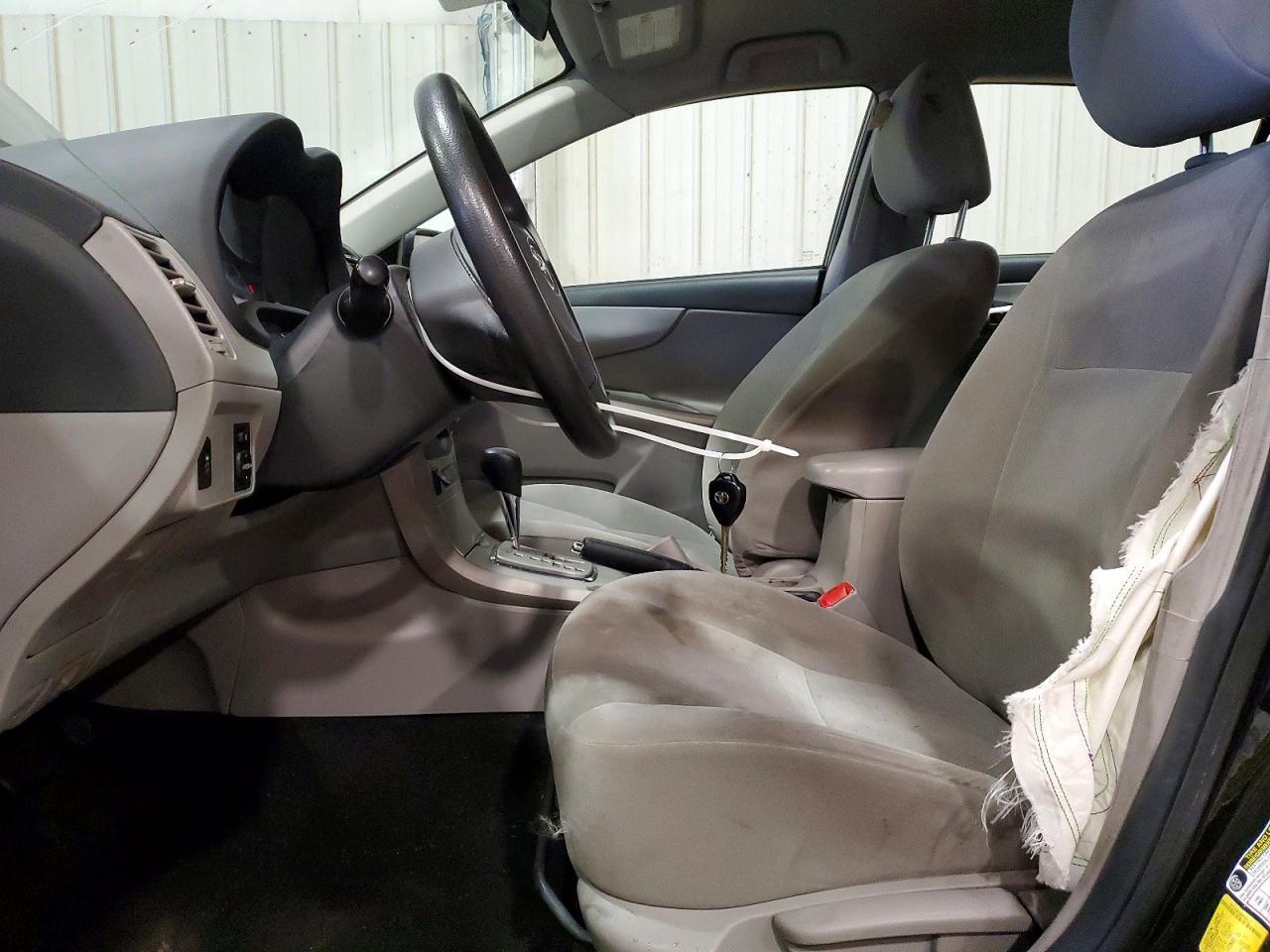2011 TOYOTA COROLLA