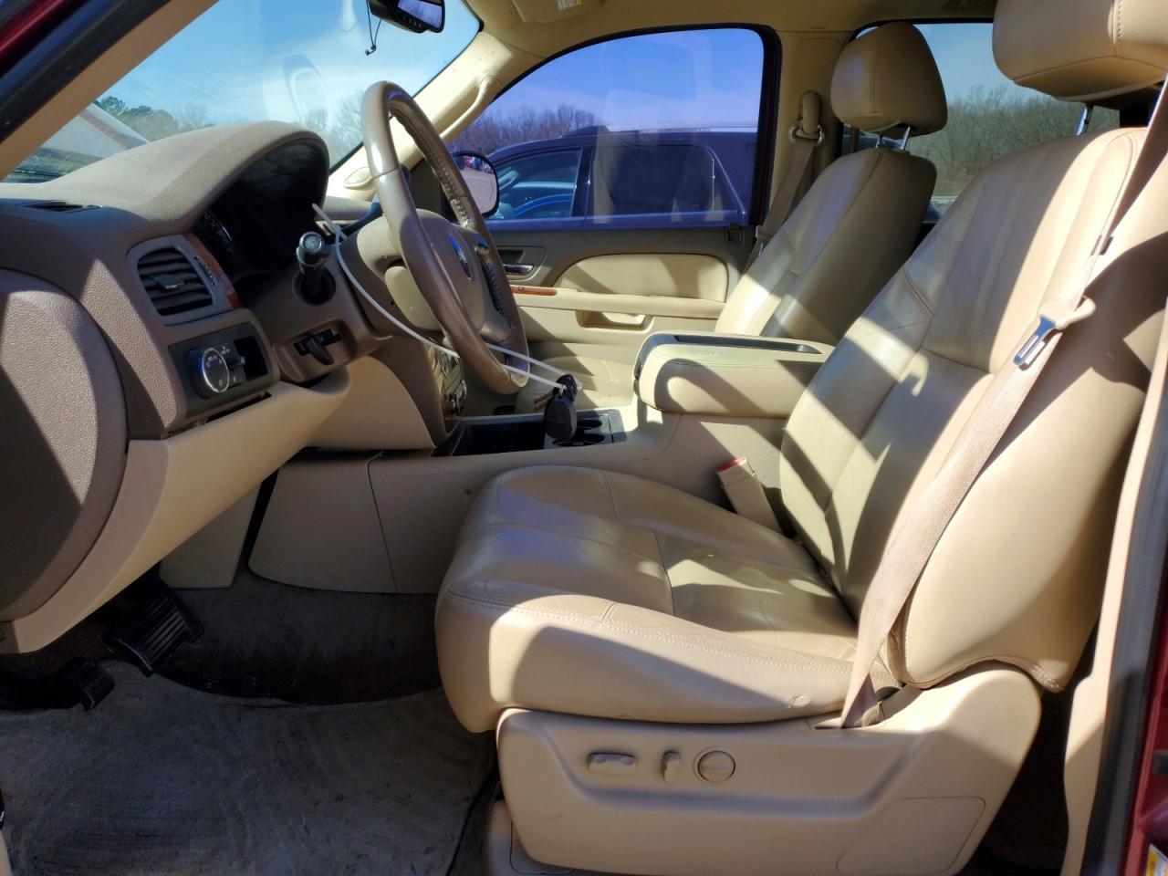 2011 CHEVROLET Tahoe