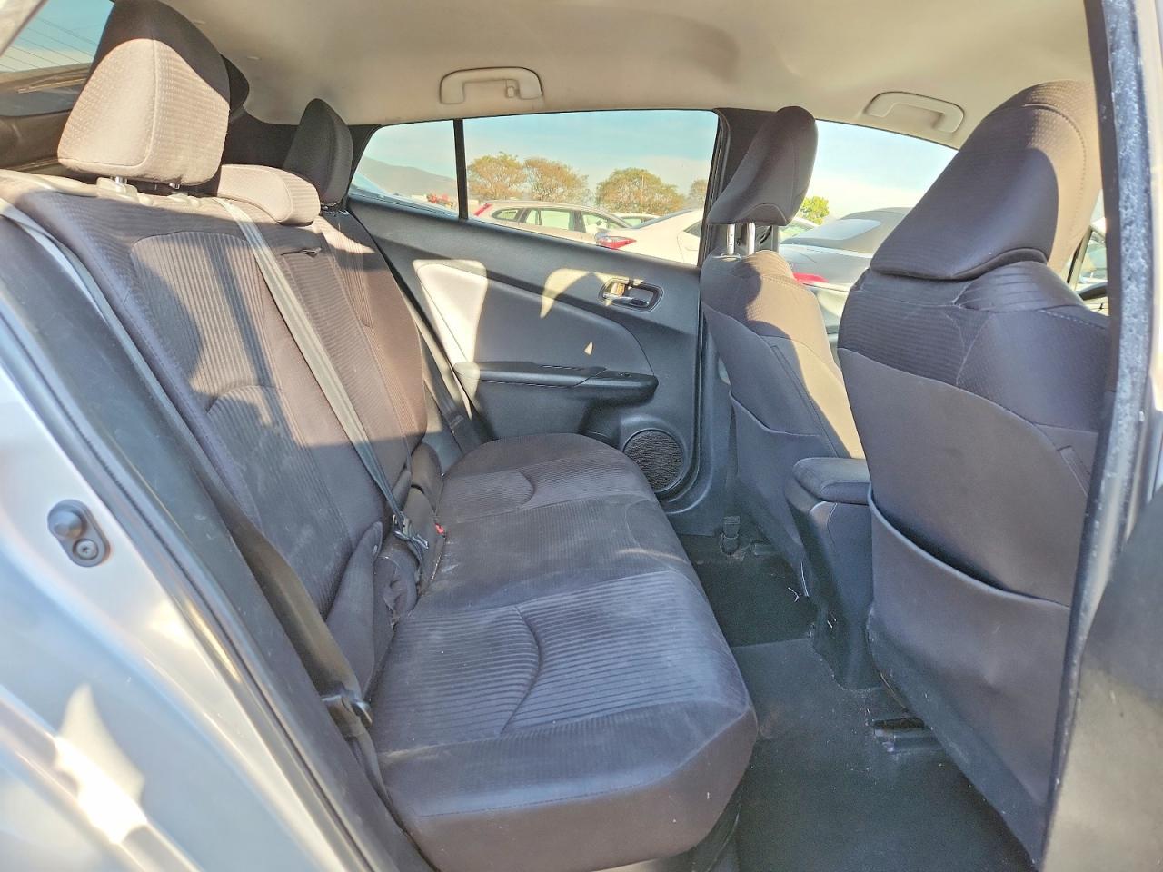 2018 TOYOTA PRIUS