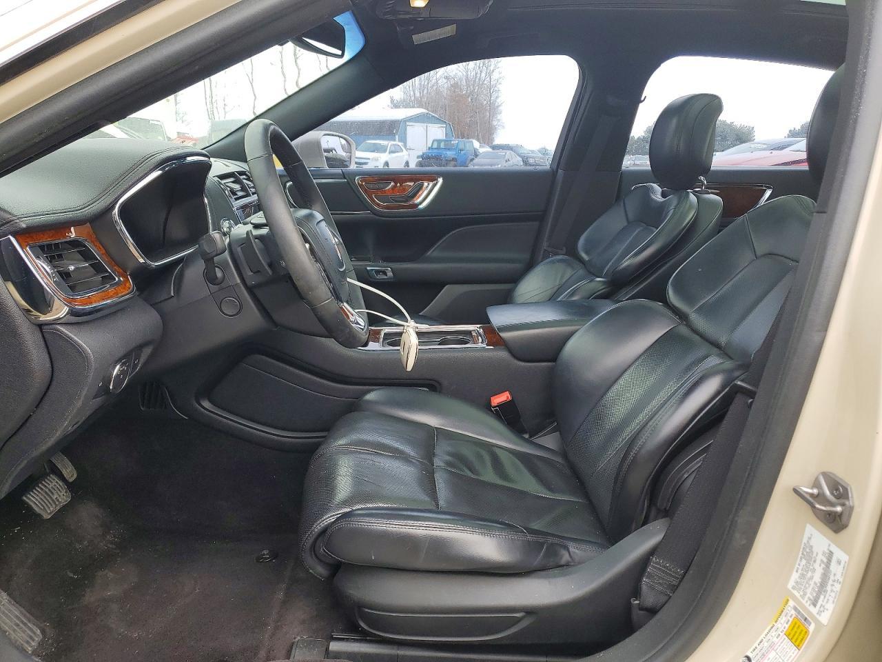 2018 LINCOLN Continental