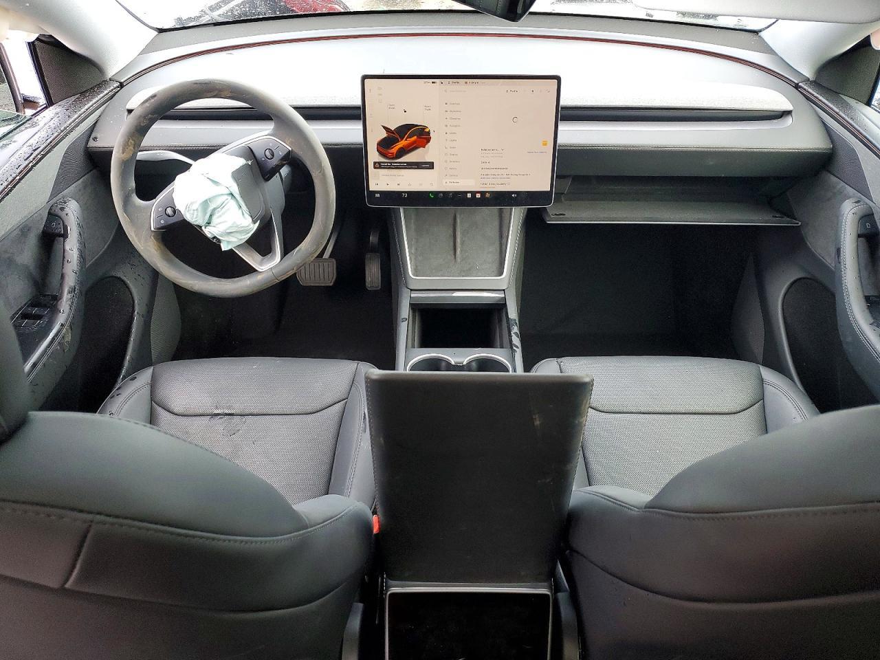 2026 TESLA MODEL Y