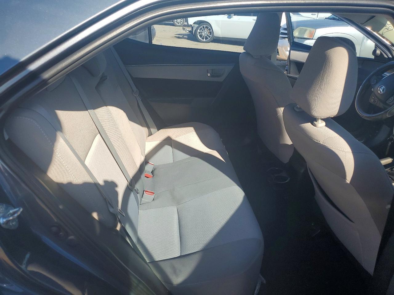 2015 TOYOTA COROLLA