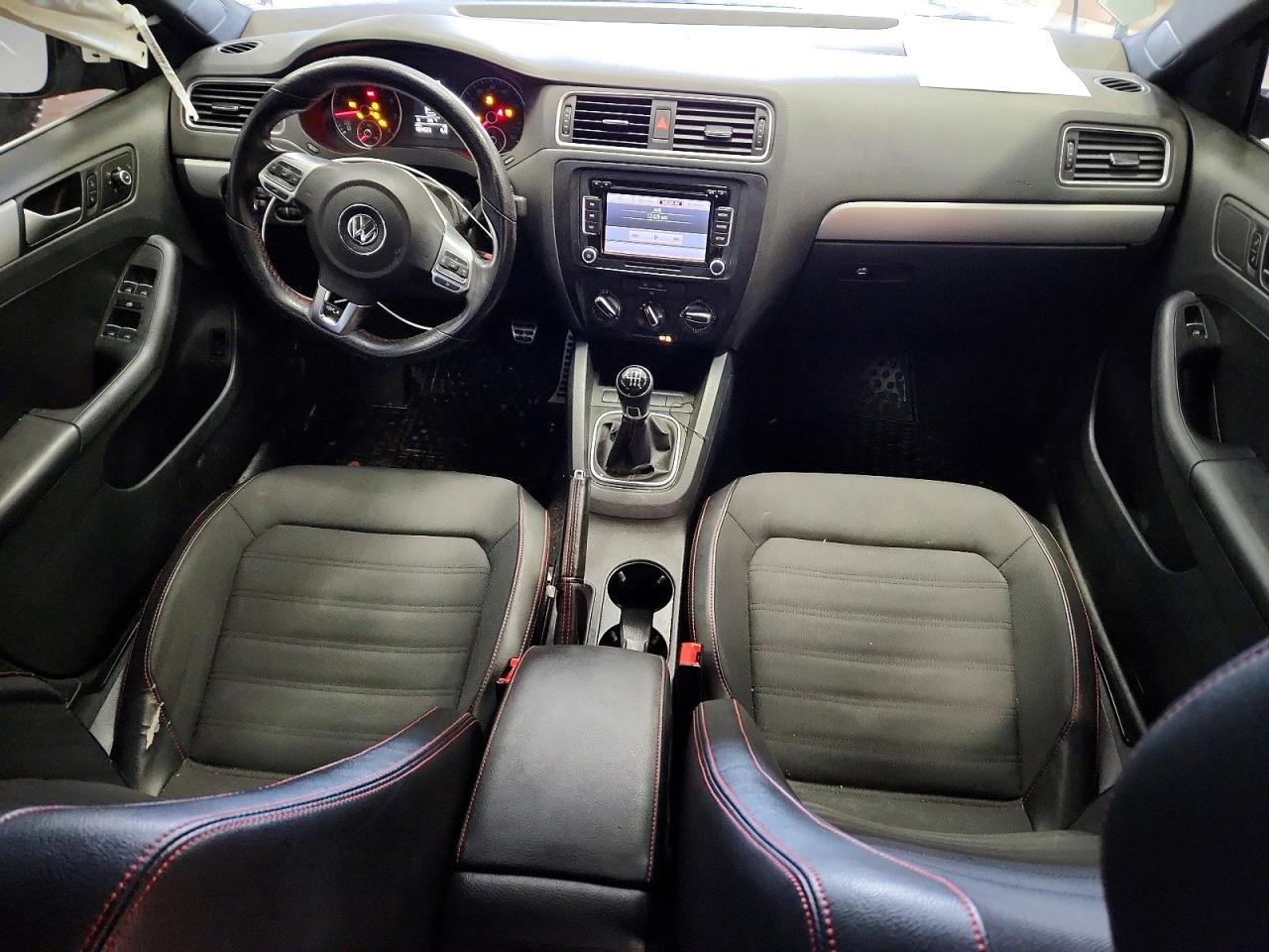 2012 VOLKSWAGEN JETTA